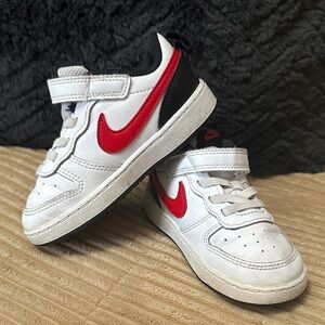 Nike Kids' White and Red Sneakers 8C